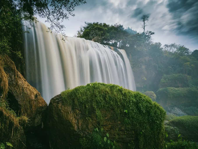 Know where is this waterfall and what is its name