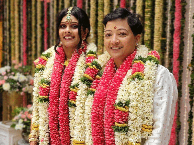 तमिलनाडु की सुबिक्षा-टीना ने की आपस में शादी 
