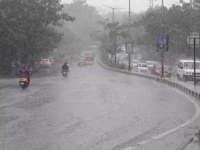 Telangana Rains: తెలంగాణకు నేడు భారీ వర్షసూచన.. ఈ జిల్లాలకు ఎల్లో అలర్ట్ జారీ