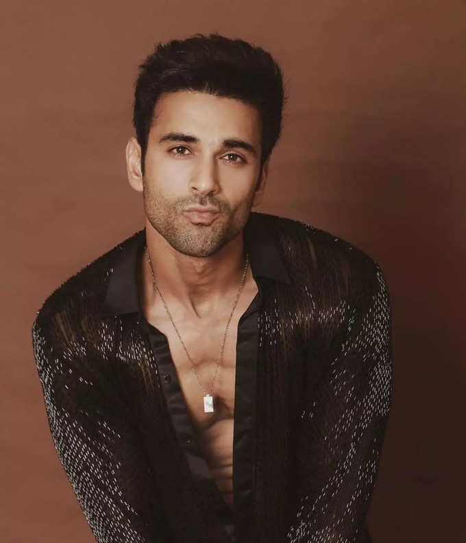 pulkit samrat