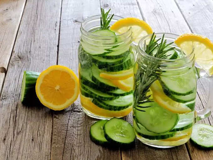 ​வெள்ளரிக்காய் சேர்த்த பானம்  (cucumber infused water)