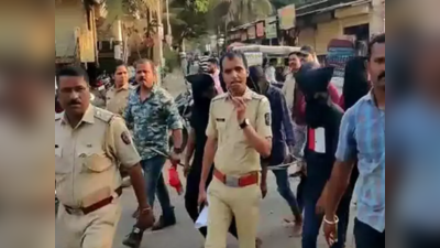 Pune News : पुण्यात पोलिसांचा वचक बसण्यासाठी काढली गुंडांची धिंड; गुंडांची वरात किती सुरक्षित?