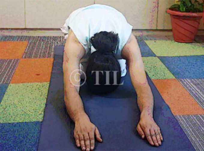 ​சசாங்காசனம் (shashankasana) - rabbit pose