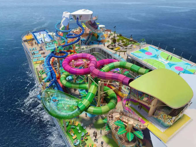 Largest water park on the sea 