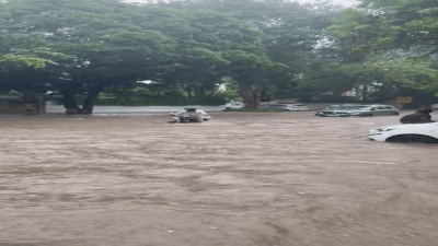 Delhi Rain Update: दिल्ली में बहने लगे झरने! सीएम केजरीवाल ने कैंसल की संडे की छुट्टी, ग्राउंड पर आज उतरेगी पूरी टीम