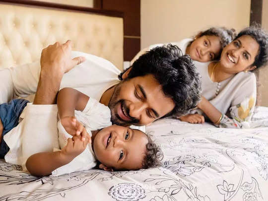 Sivakarthikeyan: மகன், மகள், மனைவியுடன் சிவகார்த்திகேயன்: க்யூட் புகைப்படங்கள் 