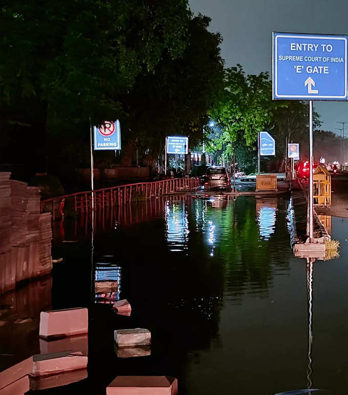 delhi-flood