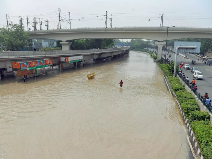 ​दिल्ली में बाढ़ के 10 कारण​