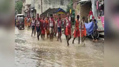 Bhagalpur News Live Today: नगर निगम की उदासीनता से श्रद्धालुओं की बढ़ी परेशानी, बारिश में गंदे नाले के पानी से गुजरने की मजबूरी
