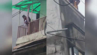 Ujjain News: महाकाल की सवारी पर थूकते रहे लड़के, बैंड-बाजे वालों ने बनाया वीडियो, कार्रवाई शुरू