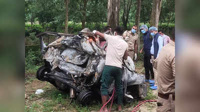 Saharanpur Accident: सहारनपुर में देहरादून-अंबाला हाइवे पर ओवरटेक करने में ट्रक ने कार को मारी टक्कर, दो कपल जिंदा जले