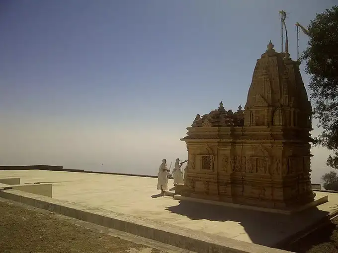 ​कैसे पहुंचे पालीताना ​