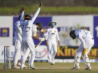 कसाबसा पाकिस्तान जिंकला, ८३ धावा करेपर्यंत आले नाकीनऊ; पाहा श्रीलंकेने नेमकं केलं तरी काय?