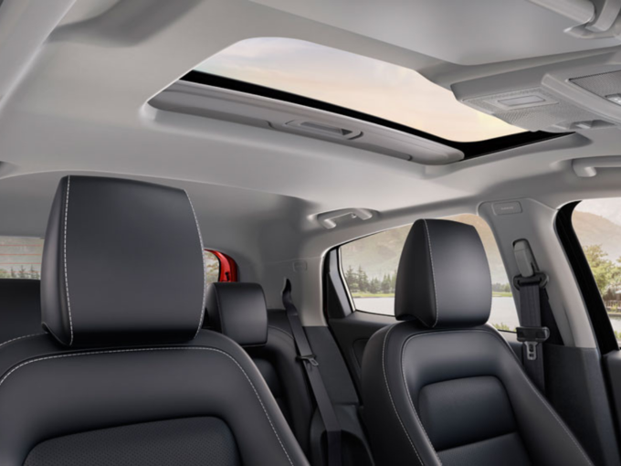 Tata Altroz Sunroof