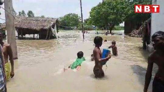 ganga flood kasganj dozens villagers face huge problem livelihood up news