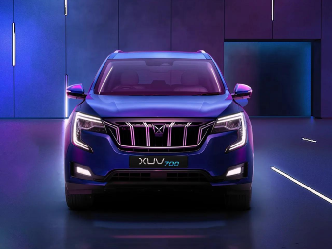 ​Mahindra XUV 700- விலை 16.48 லட்சம் ரூபாய் (எக்ஸ் ஷோரூம்)