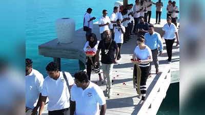 Rajinikanth Maldives Vacation: ढोल-ताशे के साथ रजनीकांत का मालदीव में ग्रैंड वेलकम, जेलर रिलीज से पहले वेकेशन