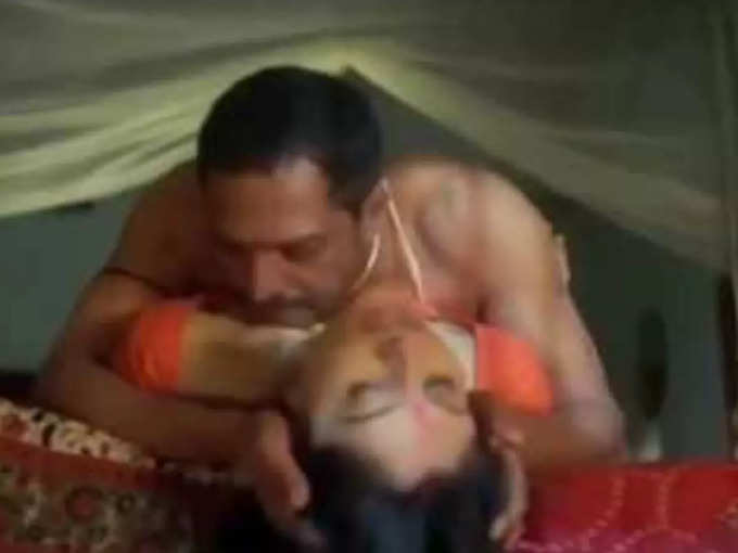 ayesha jhulka intimate scene