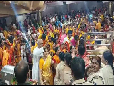Ujjain news: महाकालेश्वर मंदिर के गर्भ गृह में दर्शन को लेकर महिला कांवड़ियों का हंगामा, जानें पूरा मामला