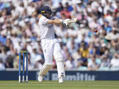 The Ashes: इंग्लैंड की तूफानी बैटिंग के सामने बैकफुट पर ऑस्ट्रेलिया, स्टोक्स की टीम के पास 377 रनों की बढ़त