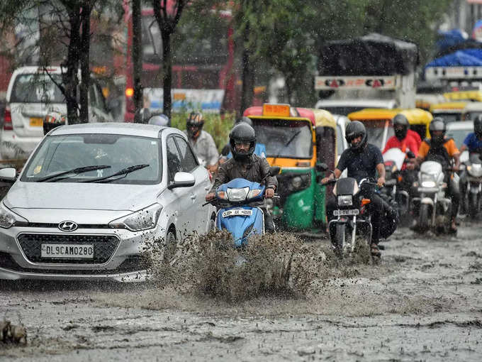 दिल्ली : हल्की से मध्यम बारिश का अनुमान