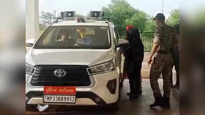 Shivpuri News: फरीदाबाद की दो महिलाओं ने होटल संचालक और नौकर पर लगाया रेप का आरोप, जांच में जुटी शिवपुरी पुलिस