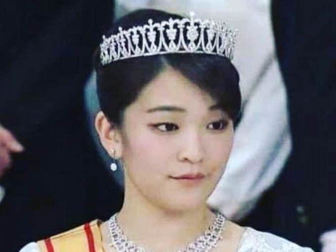 कोण आहे राजकुमारी माको