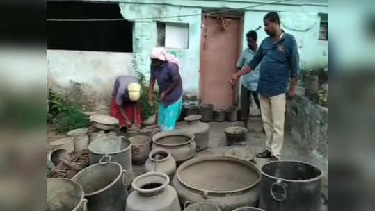 தென்காசியில் 500 ஆண்டுகள் பழமையான பொருட்கள் களவு.? குற்றாலம் பேரூராட்சி நிர்வாகத்தினரின் குட்டு அம்பலம்..