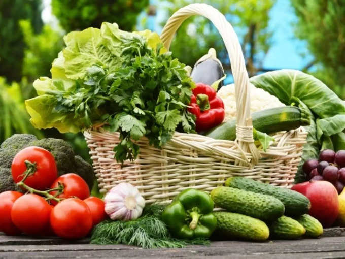 green vegetables and fruits