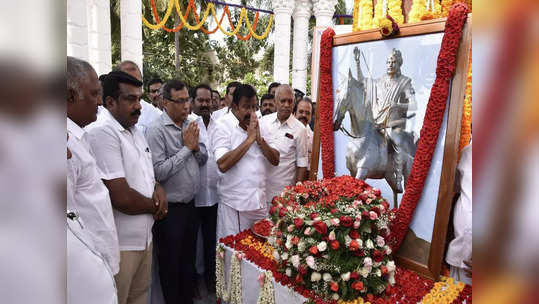 தீரன் சின்னமலை நினைவு தினம்... சங்ககிரி கோட்டையில் அமைச்சர் கேஎன் நேரு மரியாதை!