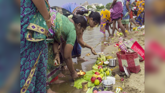 தர்மபுரி ஒகேனக்கல் காவிரி ஆற்றில்  ஆடிப்பெருக்கு கொண்டாட்டம்; பென்னாகரம் எம்எல்ஏ ஆய்வு!