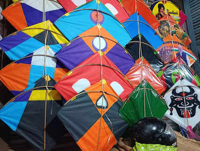 15 August: दिल्ली में खत्म हो रही है पतंगबाजी, साल में सिर्फ़ 15 दिन का रह गया पतंग कारोबार