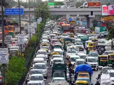 Mumbai Traffic: मुंबईत आजपासून पोलिसांची विशेष मोहीम; वाहन चालवताना ही काळजी घ्यावीच लागेल, अन्यथा...