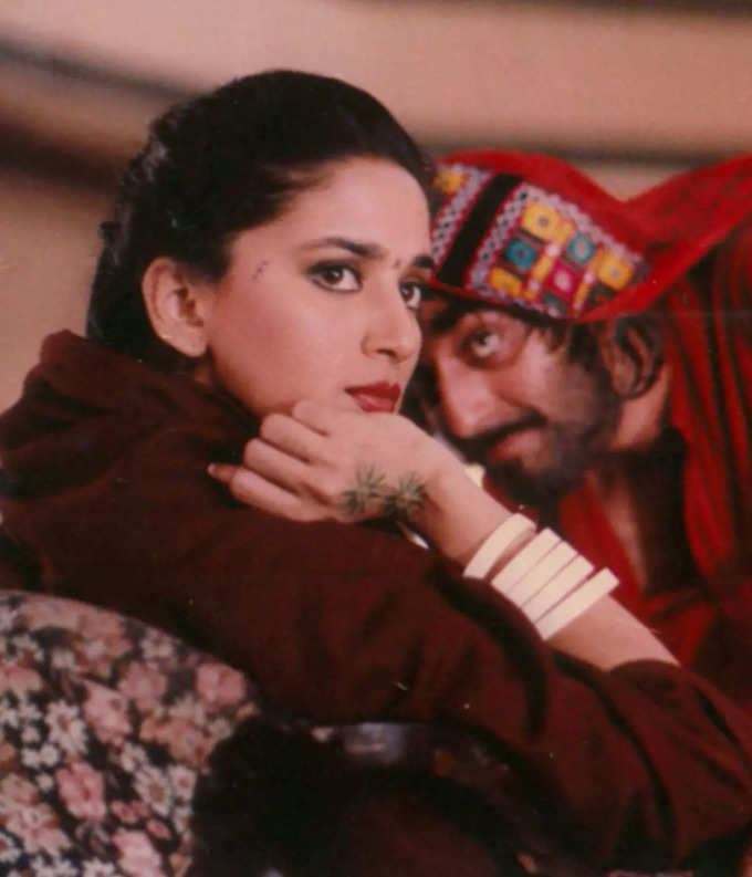 sanjay dutt madhuri khalnayak photo