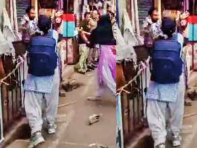 UP News: छींटाकशी करने पर दुकानदार से भिड़ीं छात्राएं, खुलेआम सड़क पर मारपीट का वीडियो वायरल