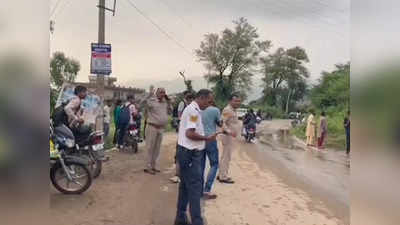 हिमाचल: नालागढ़ में बीच सड़क तेजधार हथियारों से दो सगे भाइयों की हत्या, लोग मूकदर्शक बन बनाते रहे वीडियो