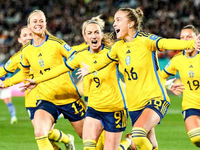 Fifa Womens World Cup: महिला फुटबॉल वर्ल्ड कप में स्वीडन का धमाका जारी, अमेरिका के बाद एक और चैंपियन को किया बाहर