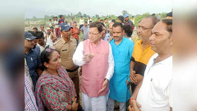 CM पुष्कर धामी ने किया कोटद्वार के आपदाग्रस्त क्षेत्र का निरीक्षण, विधानसभा अध्यक्ष रितु खंडूरी भी रहीं मौजूद