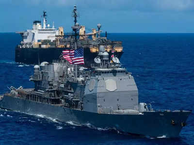 US Iran Tension: जब्ती से बचना चाहते हैं तो ईरानी सीमा से दूर रहें... समुद्री जहाजों को चेतावनी क्यों दे रही अमेरिकी नौसेना