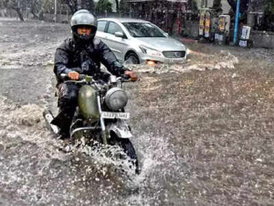ગુજરાતમાં 16 ઓગસ્ટ પછી મેઘરાજા તોફાની બેટિંગ કરશે, વીજળીના કડાકા સાથે વરસાદની આગાહી 
