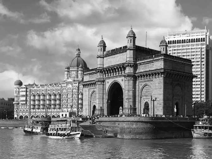मुंबई में पेशावर की निशानियां