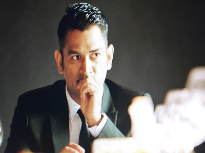 MS Dhoni: ક્યૂટ બેબી સાથે ધોનીનો ફોટો થઈ રહ્યો છે વાઈરલ, કોણ છે આ પરી? ફેન્સને પસંદ આવ્યો માહીનો નવો અંદાજ 