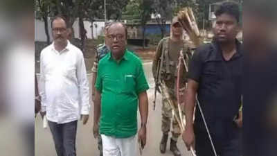 Jharkhand : बागी हुए CM हेमंत सोरेन के विधायक लोबिन हेंब्रम, सुरक्षा में लगाए तीर-धनुष वाले बॉडीगार्ड