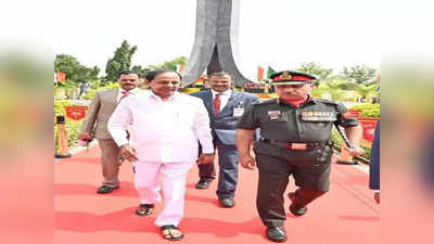 तेलंगाना CM केसीआर ने शहीदों को दी श्रद्धांजलि, सेना युद्ध स्मारक पर धूमधाम से मना स्वतंत्रता दिवस