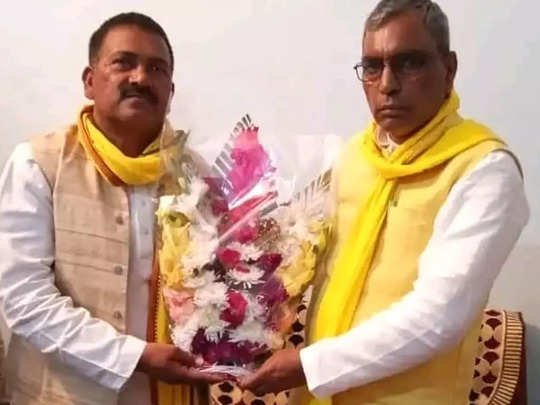 Ambedkarnagar News: ओम प्रकाश राजभर की पार्टी के प्रदेश सचिव गांजा तस्करी में गिरफ्तार, सुभासपा ने बताया राजनीतिक साजिश