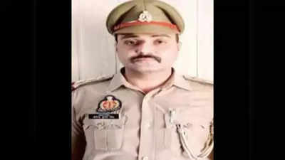 Ghaziabad News: पांच घंटे में रेपिस्ट को पकड़ने वाले पुलिसकर्मी को पदक, इंदिरापुरम में है तैनाती