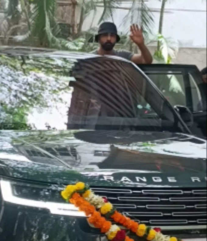 ranbir new car