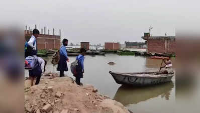 UP Flood: गलियों में चलने लगी नाव, गंगा खतरे के पार हुईं तो डूबने लगा उन्‍नाव