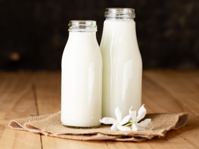 Milk Consumption: Calciumથી ભરપૂર દૂધ શરીરને બનાવશે 5 ગંભીર બીમારીનું ઘર, જાણો કારણ અને સાઇડ ઇફેક્ટ્સ 