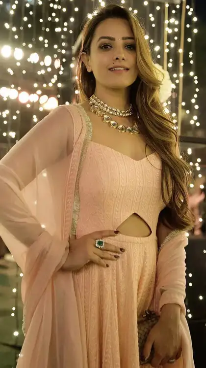 anita hassanandani dress designer Anita Hassanandani-inspired suit designs